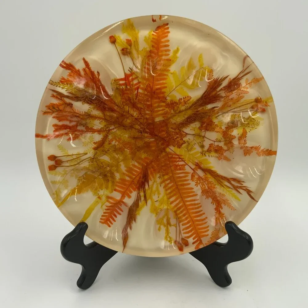 Lucite Clear Acrylic Egg Tray Dried Flowers 1970’s Vintage 9